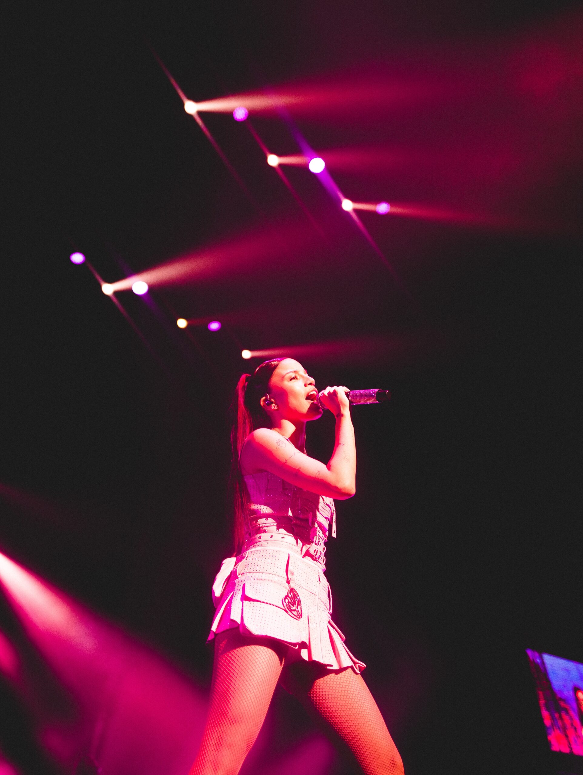 Emilia Mernes en Chile: “Nos debíamos este reencuentro” 