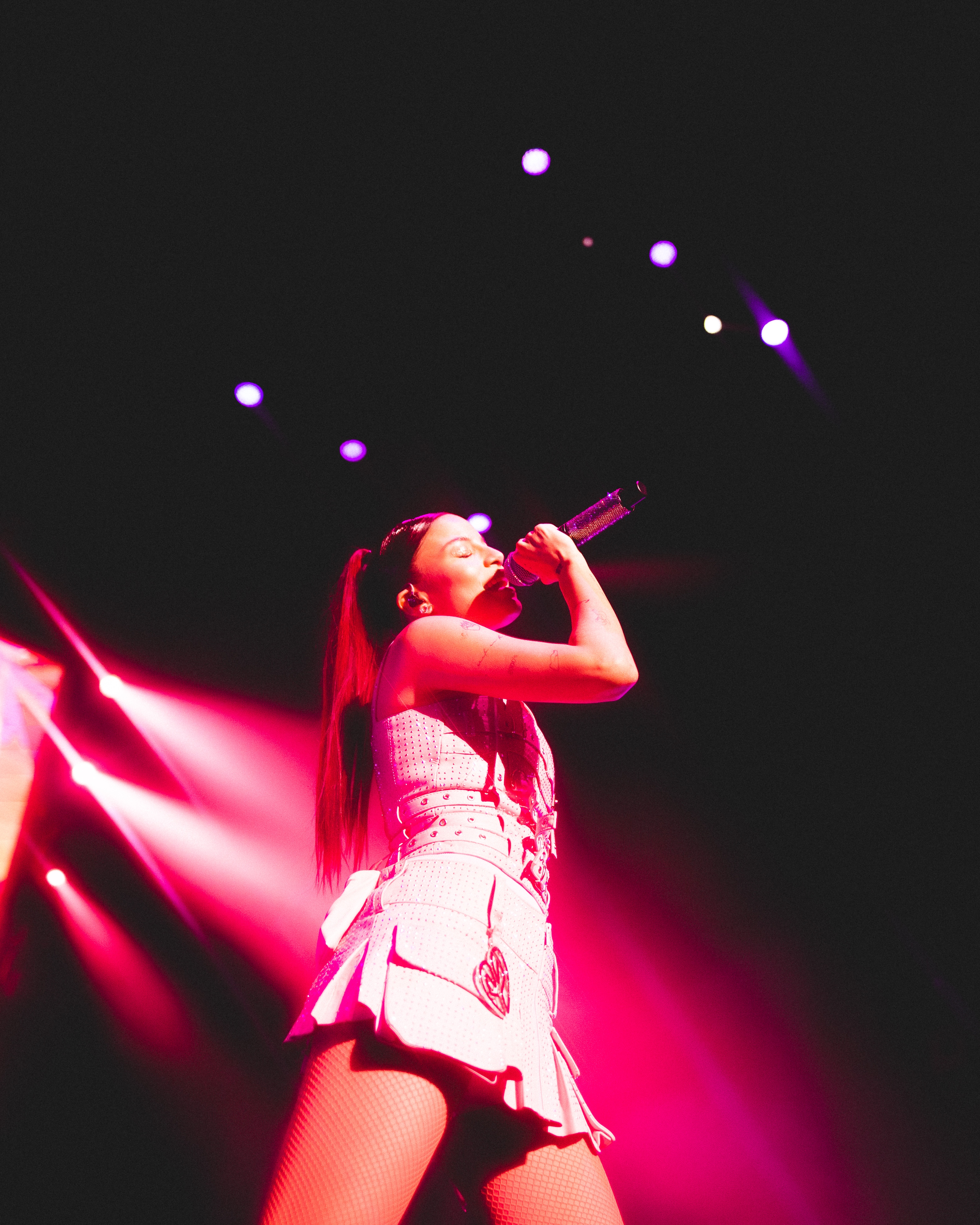 Emilia Mernes en Chile: “Nos debíamos este reencuentro” 